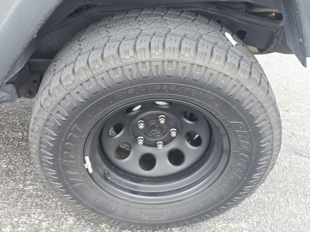 used 2015 Jeep Wrangler Unlimited car, priced at $13,490