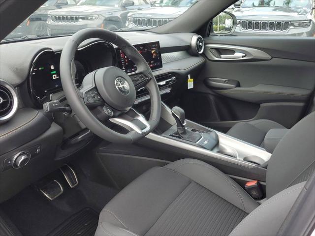 new 2025 Alfa Romeo Tonale car, priced at $40,225