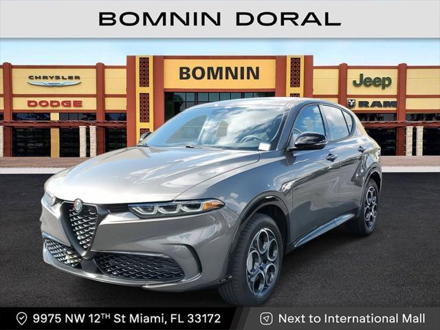 new 2025 Alfa Romeo Tonale car, priced at $40,225