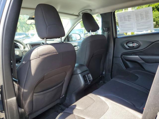 used 2019 Jeep Cherokee car, priced at $12,990