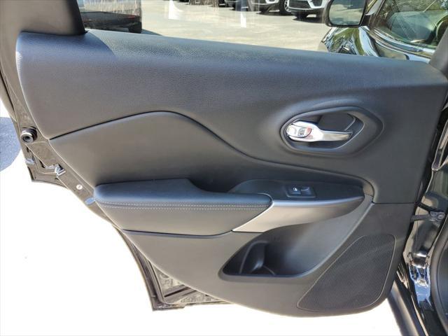 used 2019 Jeep Cherokee car, priced at $12,990