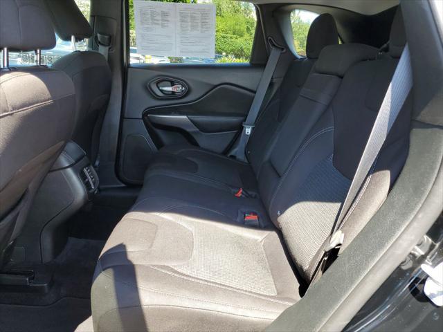 used 2019 Jeep Cherokee car, priced at $12,990