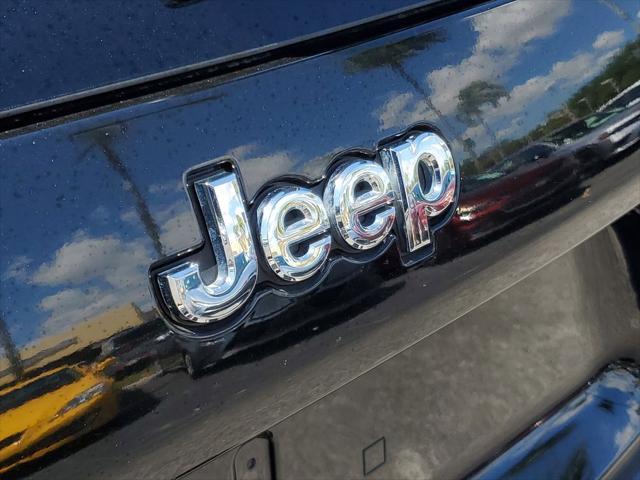 used 2019 Jeep Cherokee car, priced at $12,990