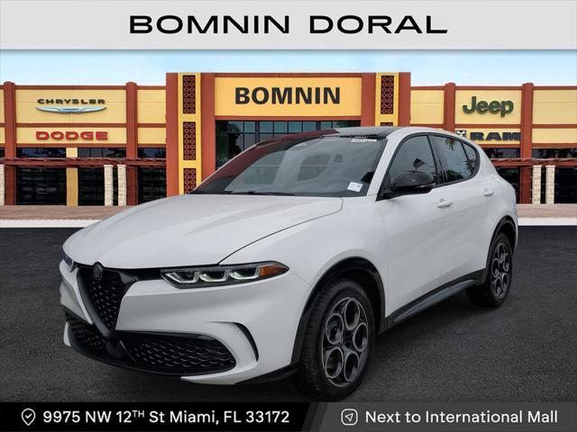 new 2025 Alfa Romeo Tonale car, priced at $34,046