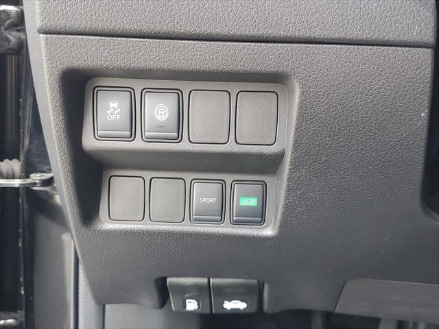 used 2020 Nissan Rogue Sport car, priced at $13,490