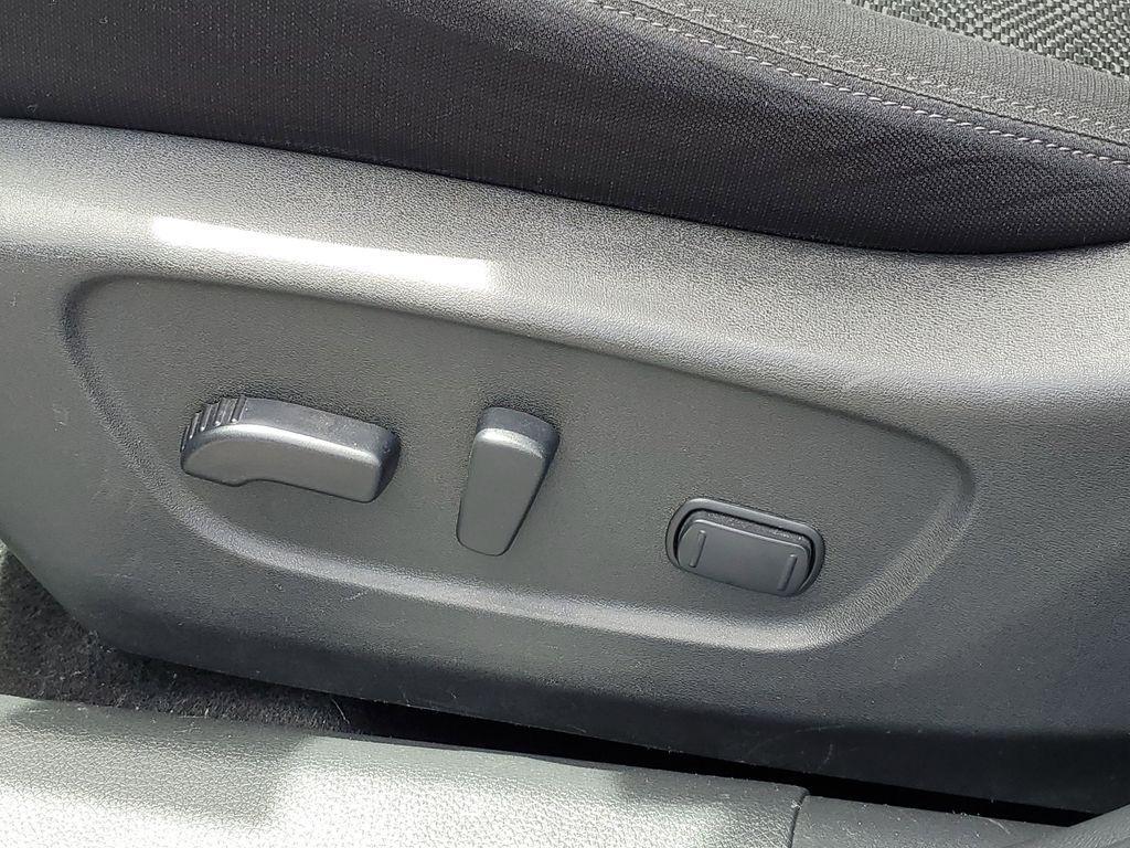 used 2020 Nissan Rogue Sport car, priced at $11,490