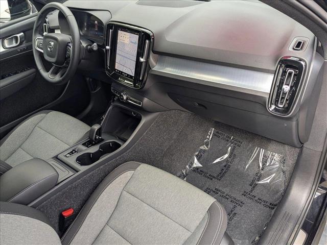 used 2025 Volvo XC40 car, priced at $38,997