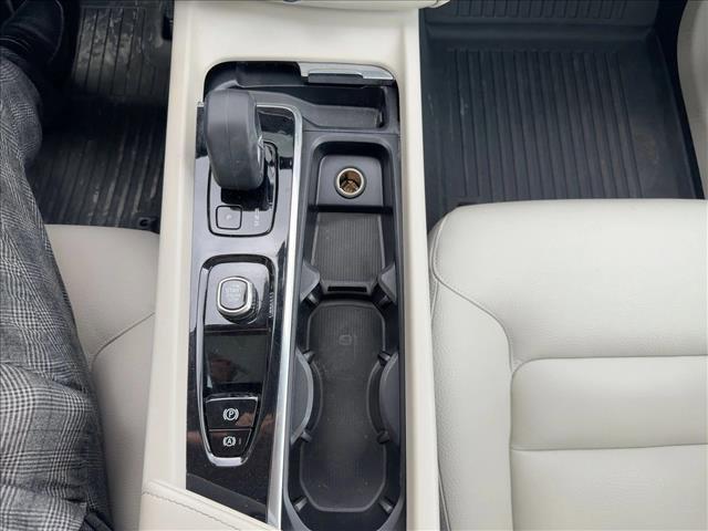 used 2023 Volvo XC60 car, priced at $28,297