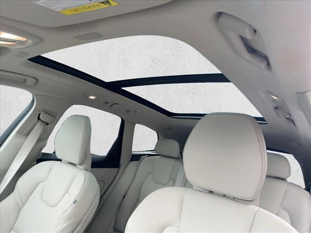 used 2023 Volvo XC60 car, priced at $28,297