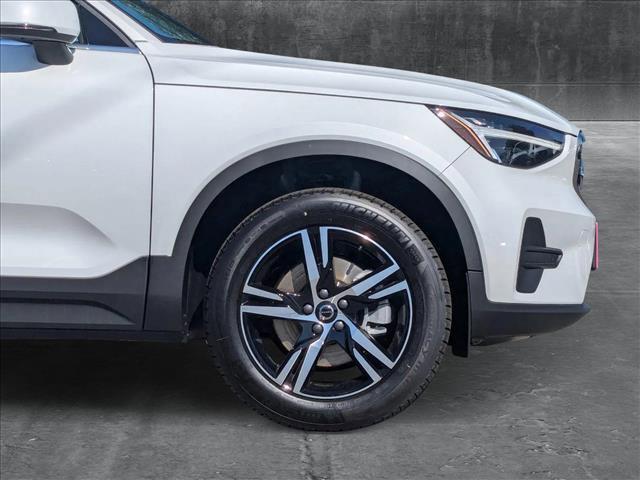 new 2025 Volvo XC40 car, priced at $41,445