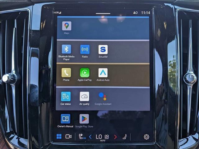 new 2025 Volvo XC60 car, priced at $55,897