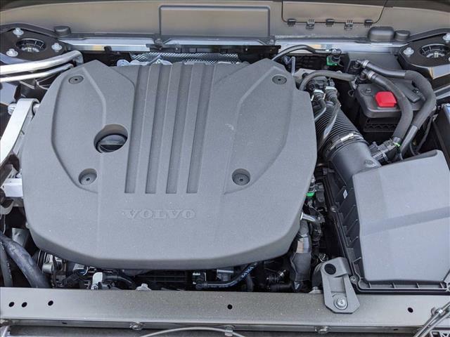 new 2025 Volvo XC60 car, priced at $55,897