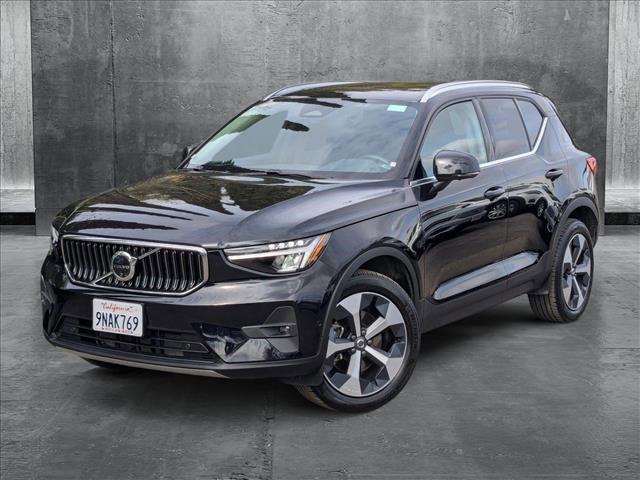 used 2025 Volvo XC40 car, priced at $40,997