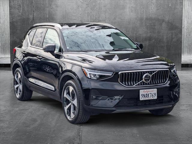 used 2025 Volvo XC40 car, priced at $40,997