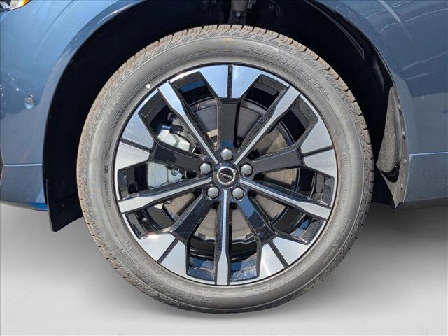 new 2026 Volvo XC60 Plug-In Hybrid car, priced at $66,285