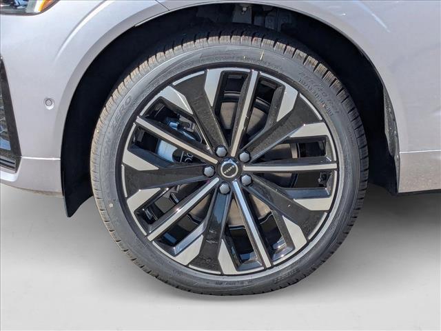 new 2026 Volvo XC60 Plug-In Hybrid car, priced at $72,450