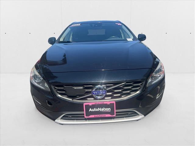 used 2018 Volvo V60 Cross Country car, priced at $15,497