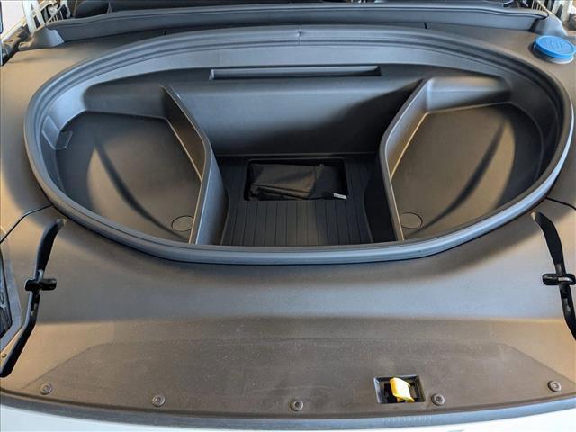 new 2025 Volvo EX90 car, priced at $81,997