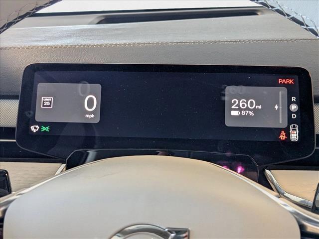 new 2025 Volvo EX90 car, priced at $81,997