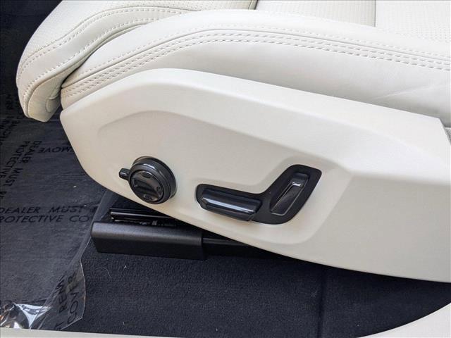 new 2025 Volvo XC60 car, priced at $70,875