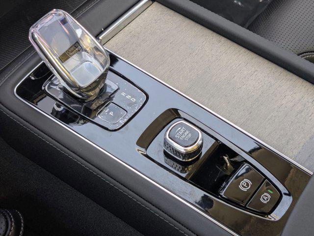 new 2025 Volvo XC90 Plug-In Hybrid car, priced at $76,497