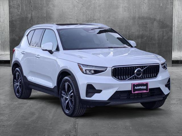 used 2025 Volvo XC40 car, priced at $37,997