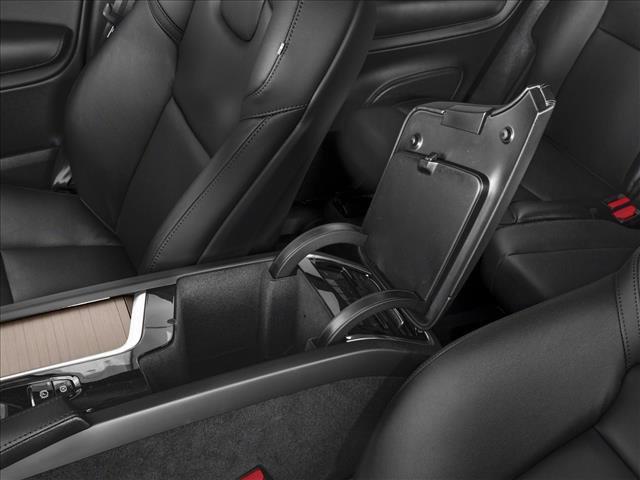 new 2025 Volvo XC90 car, priced at $61,197