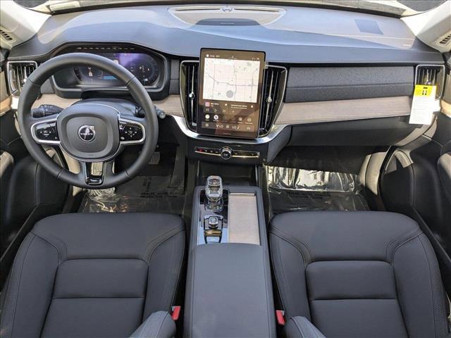 new 2025 Volvo XC90 car, priced at $68,155