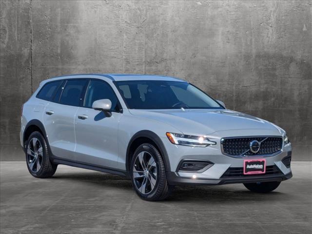 new 2025 Volvo V60 Cross Country car, priced at $51,495