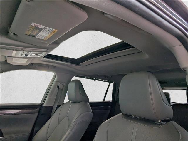 used 2021 Toyota Highlander car, priced at $32,064