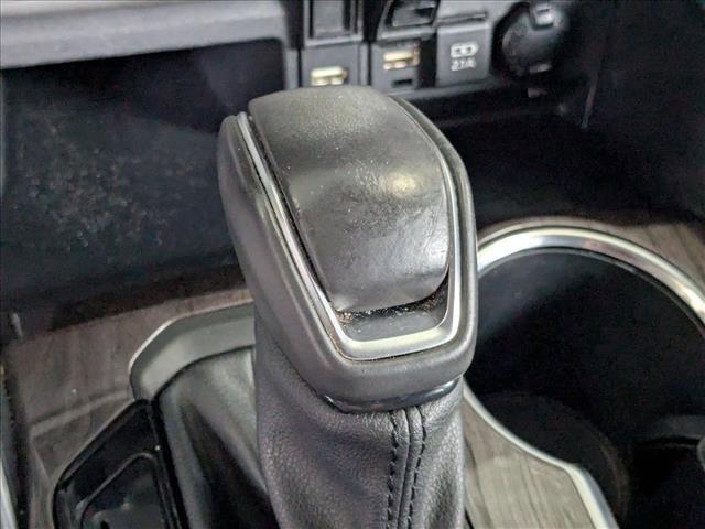 used 2021 Toyota Highlander car, priced at $32,064