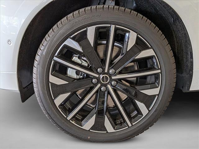 new 2026 Volvo XC60 Plug-In Hybrid car, priced at $72,235