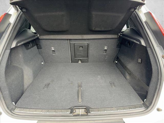used 2020 Volvo XC40 car, priced at $24,495