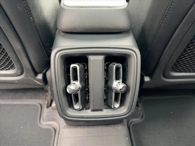 used 2020 Volvo XC40 car, priced at $24,495