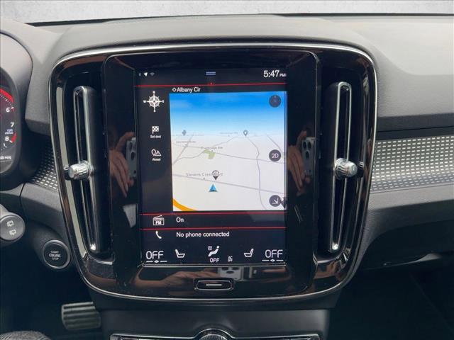 used 2020 Volvo XC40 car, priced at $24,495