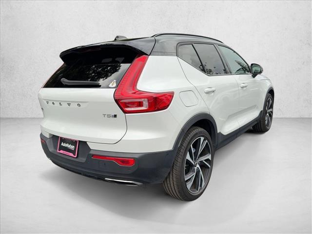 used 2020 Volvo XC40 car, priced at $24,495