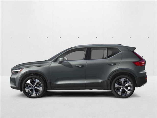 new 2025 Volvo XC40 car, priced at $44,397