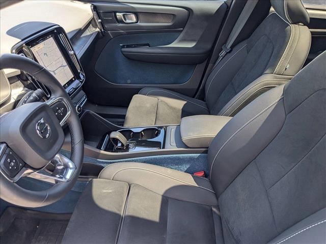 used 2022 Volvo C40 Recharge Pure Electric car, priced at $32,955