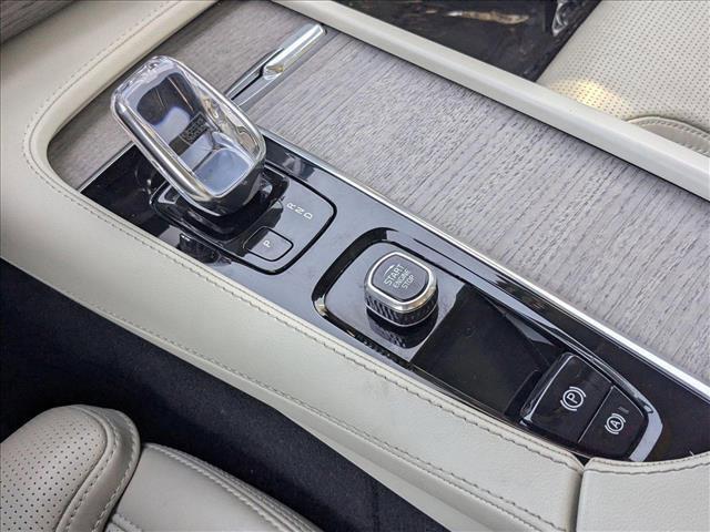 used 2022 Volvo XC90 Recharge Plug-In Hybrid car, priced at $49,897
