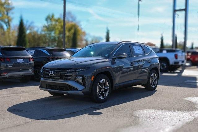 new 2025 Hyundai Tucson car, priced at $33,915