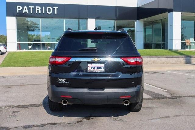 used 2021 Chevrolet Traverse car, priced at $20,000