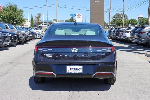 new 2024 Hyundai Sonata Hybrid car, priced at $29,874