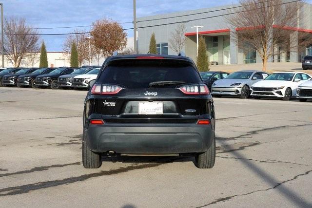 used 2019 Jeep Cherokee car, priced at $10,500