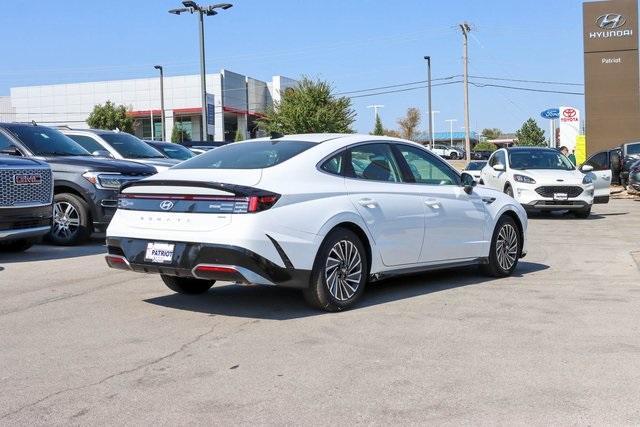 new 2024 Hyundai Sonata Hybrid car, priced at $31,465