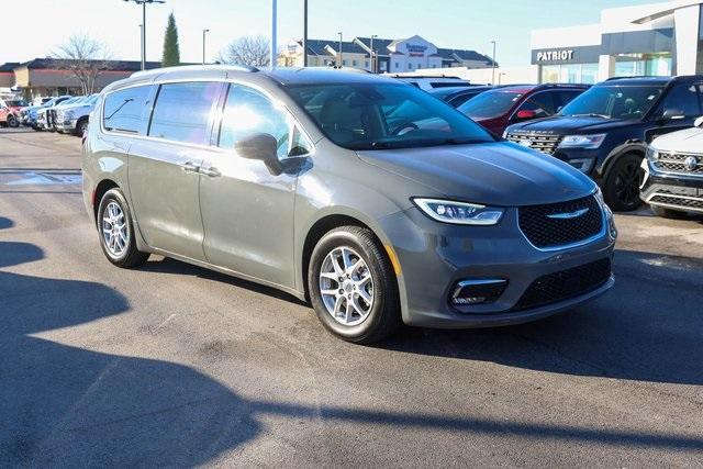 used 2021 Chrysler Pacifica car, priced at $21,500