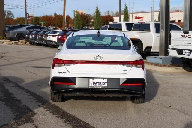 new 2025 Hyundai Elantra HEV car, priced at $30,638