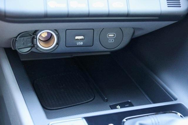new 2025 Hyundai ELANTRA HEV car, priced at $25,983