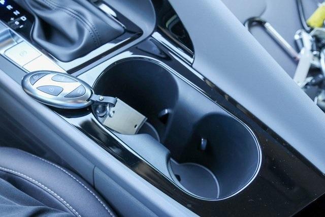 new 2025 Hyundai ELANTRA HEV car, priced at $25,983