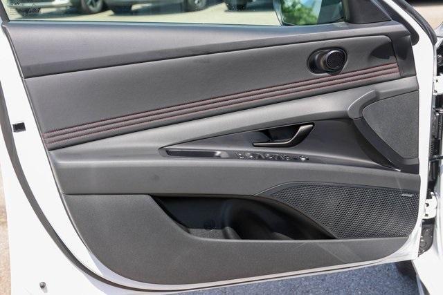 new 2025 Hyundai Elantra car, priced at $27,962