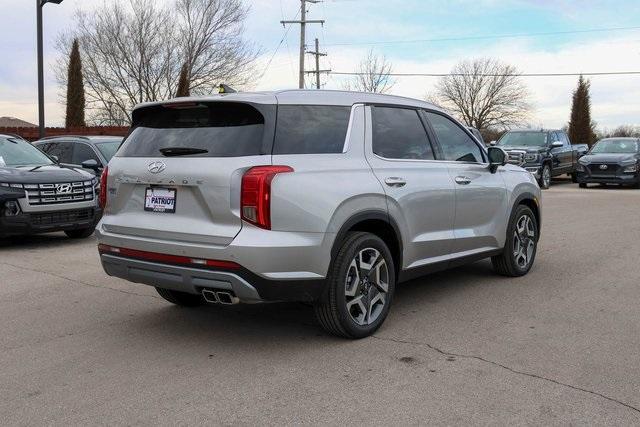 new 2025 Hyundai Palisade car, priced at $44,556